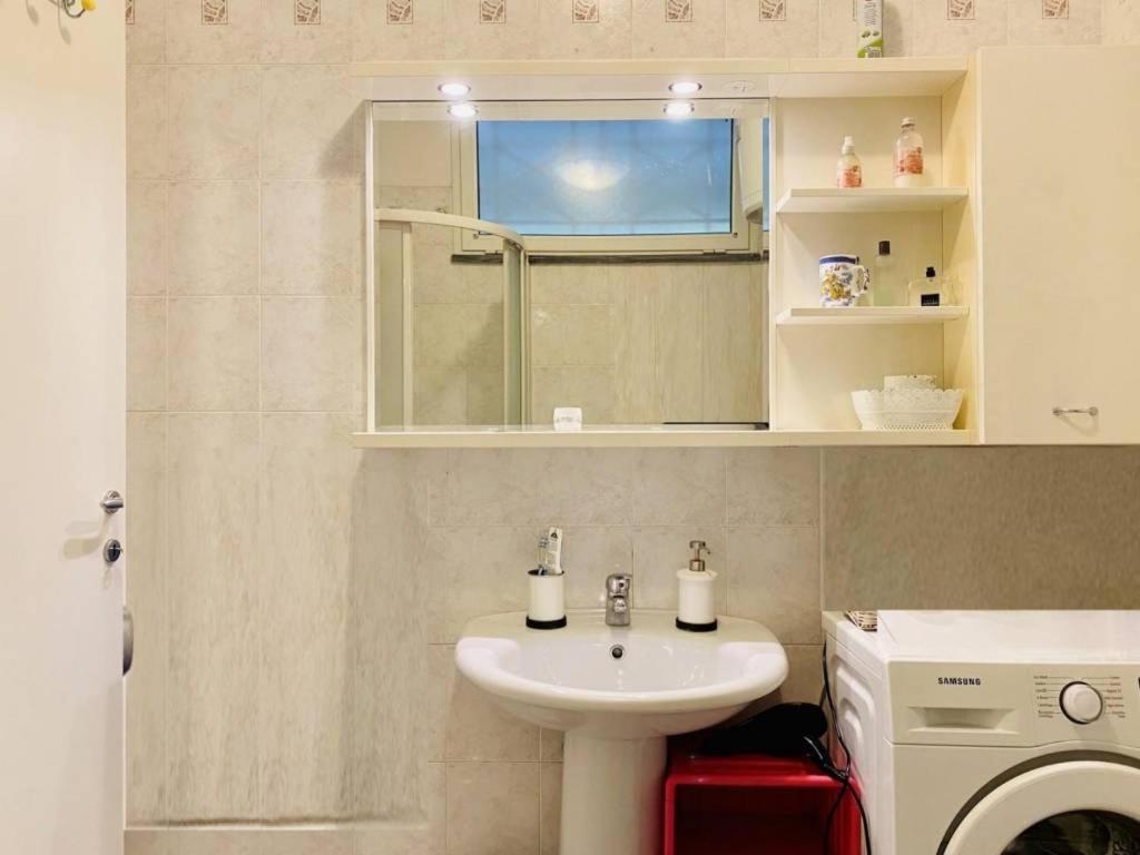 Residence Apuamare Пиетрасанта Екстериор снимка