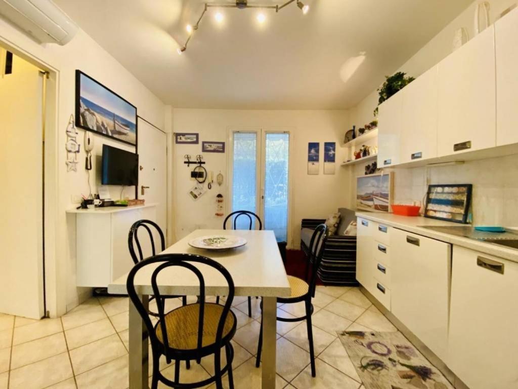 Residence Apuamare Пиетрасанта Екстериор снимка